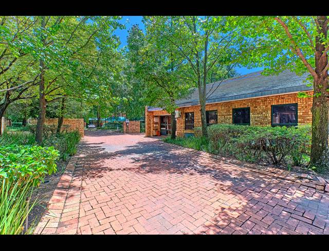400M² OFFICE FOR SALE IN WOODMEAD
